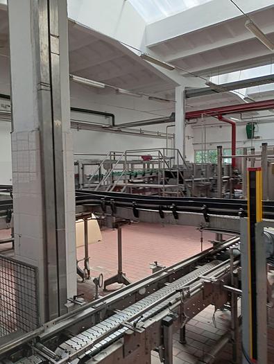 Used BOTTLE FILLING LINE 24.000 bottles/hour