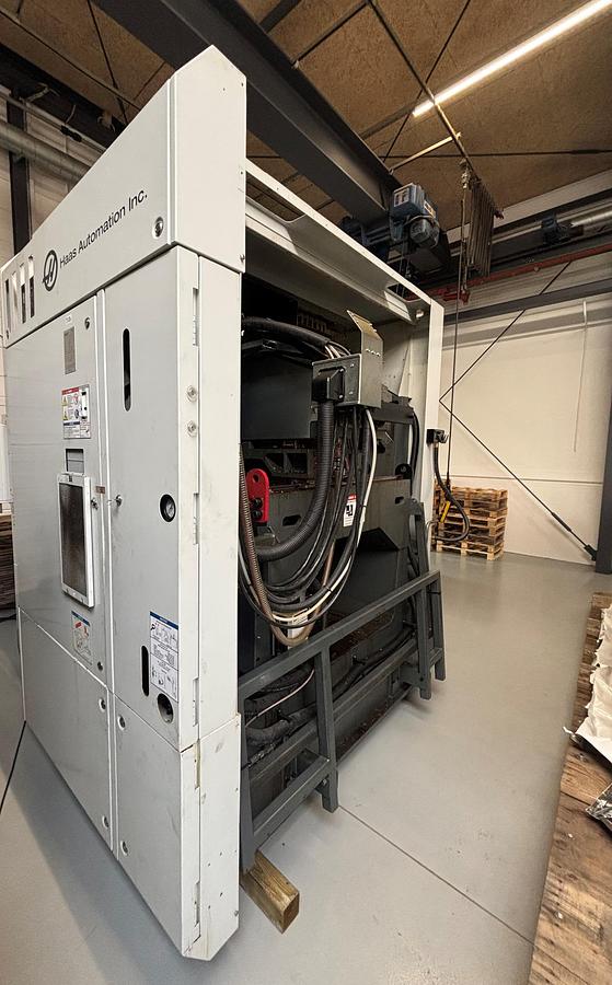 Used HAAS UMC-750