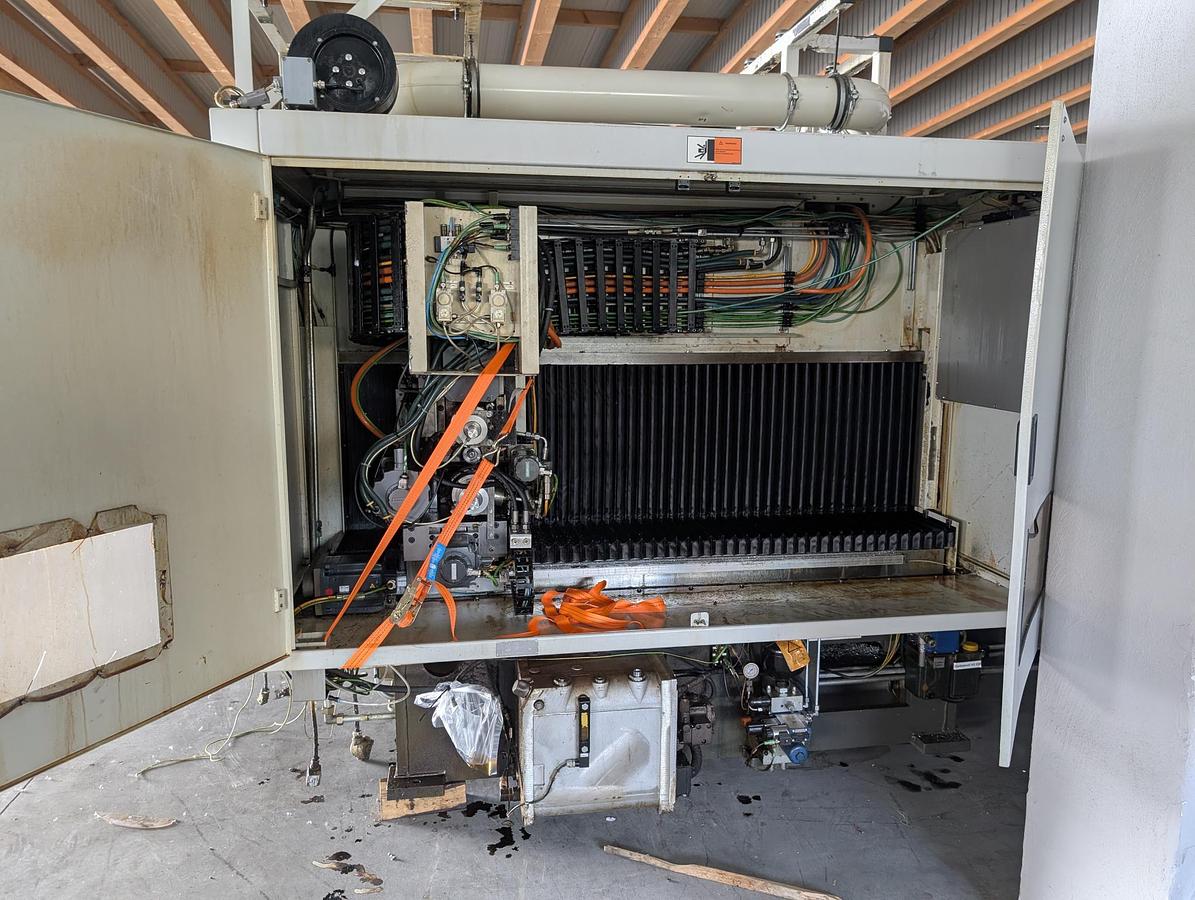 Used HK-CON L2SDZ-6 SUS-090 Lathe 