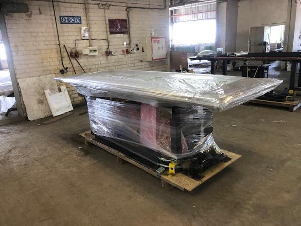 Used 2011 Amada EM2510NT