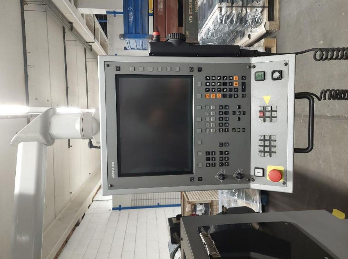 Used 2006 AVIA  FNE 40P