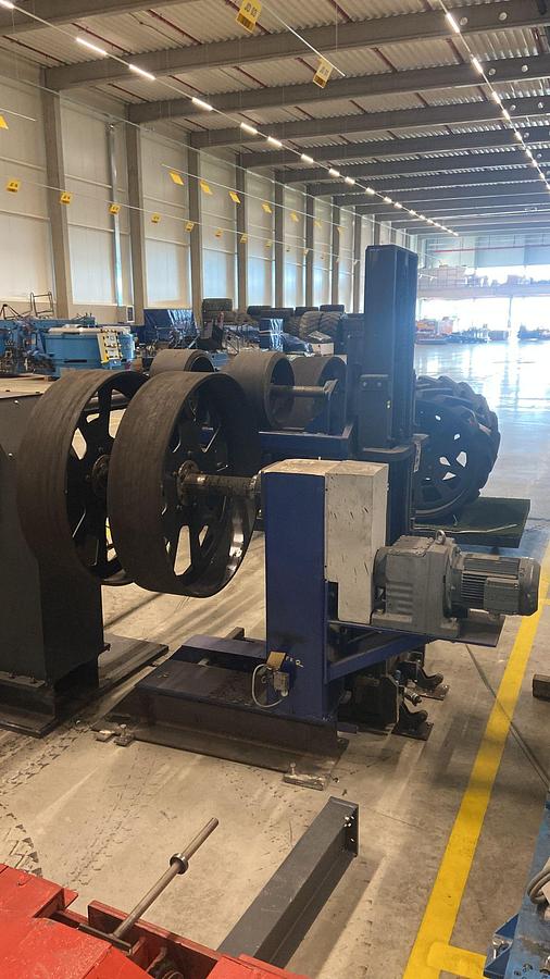 Used 2016  Track Building Machine