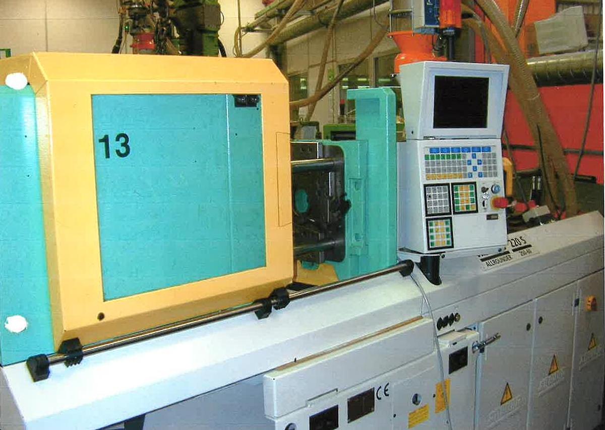 Used 1997 Arburg ALLROUNDER 220 S 250 - 60