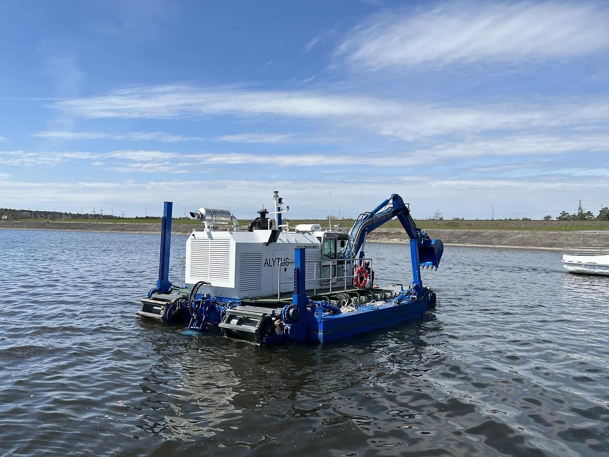 Multifunctional Amphibious Dredger PRIENAI