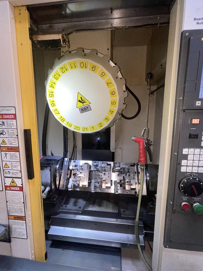 Used 2015 Fanuc  Robodrill Alpha--D21MiA5