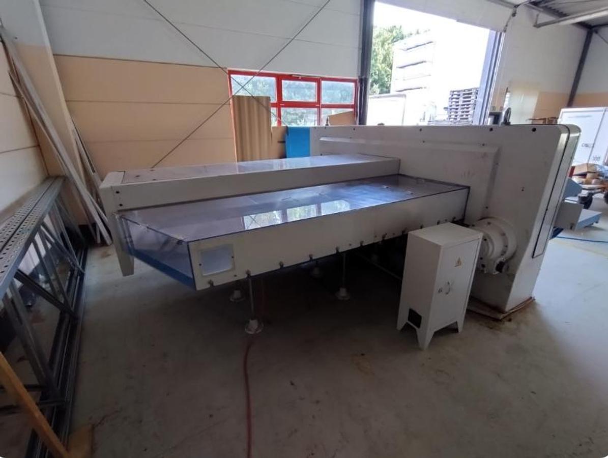 Used 2004 Eurocutter 2600 Postpress Machine