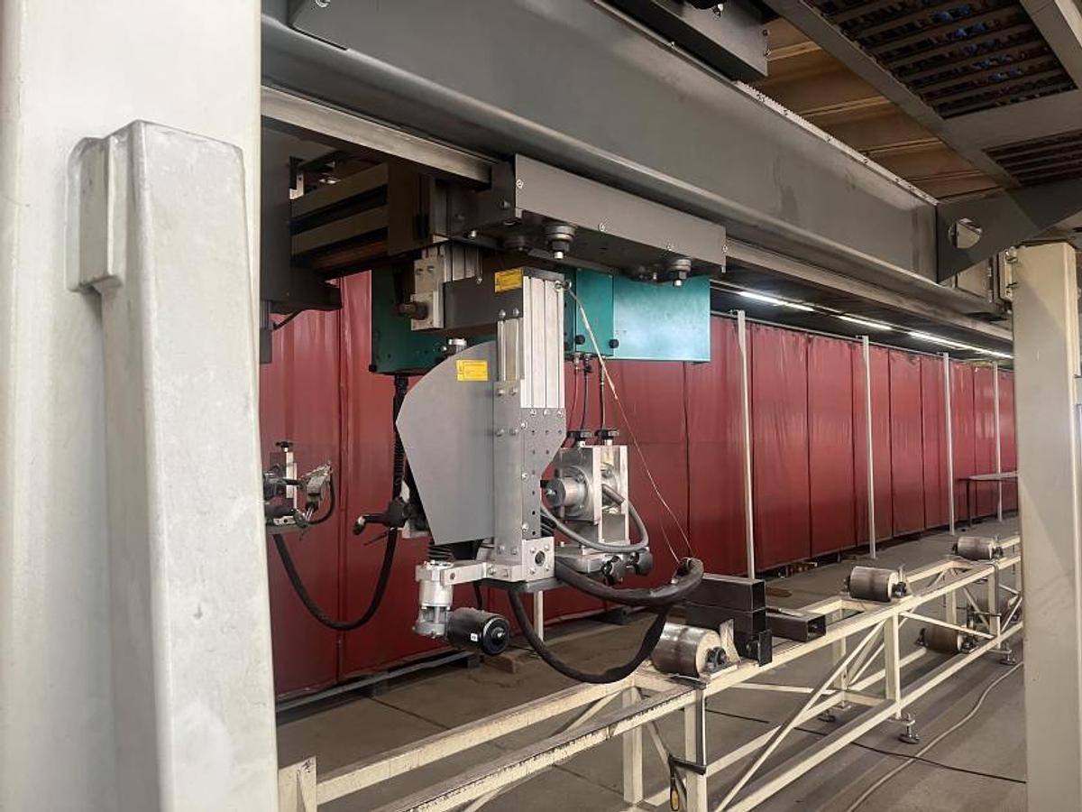 Used 2015 Longitudinal Beam Welding System
