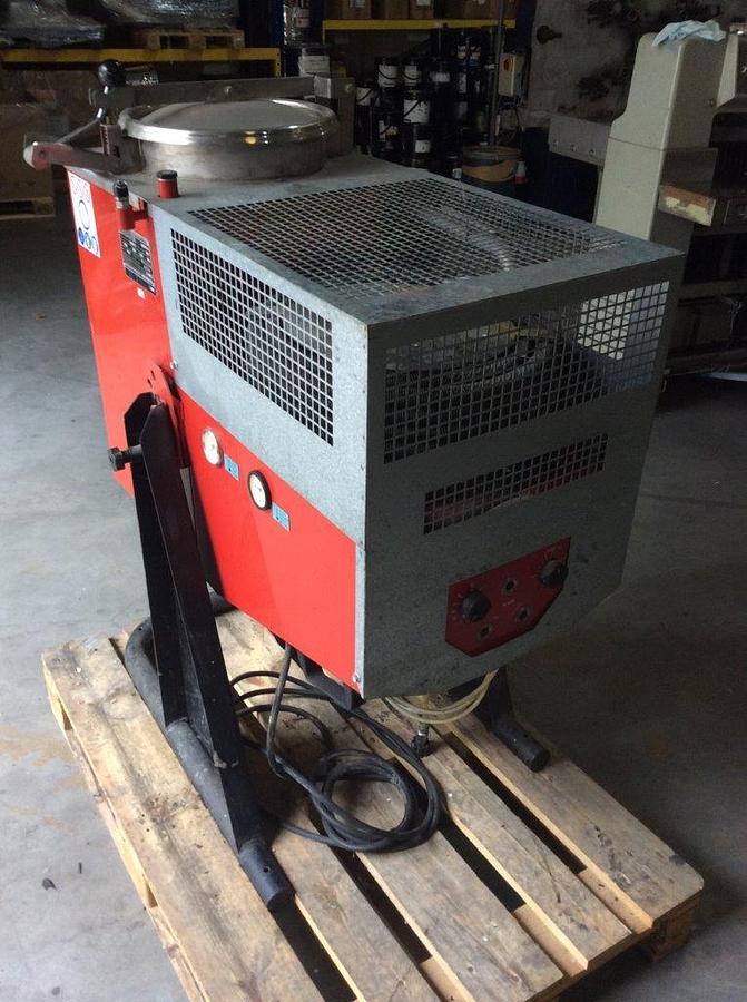 Used 2000 Formeco DV25 AX Cyrel Recycling Machine