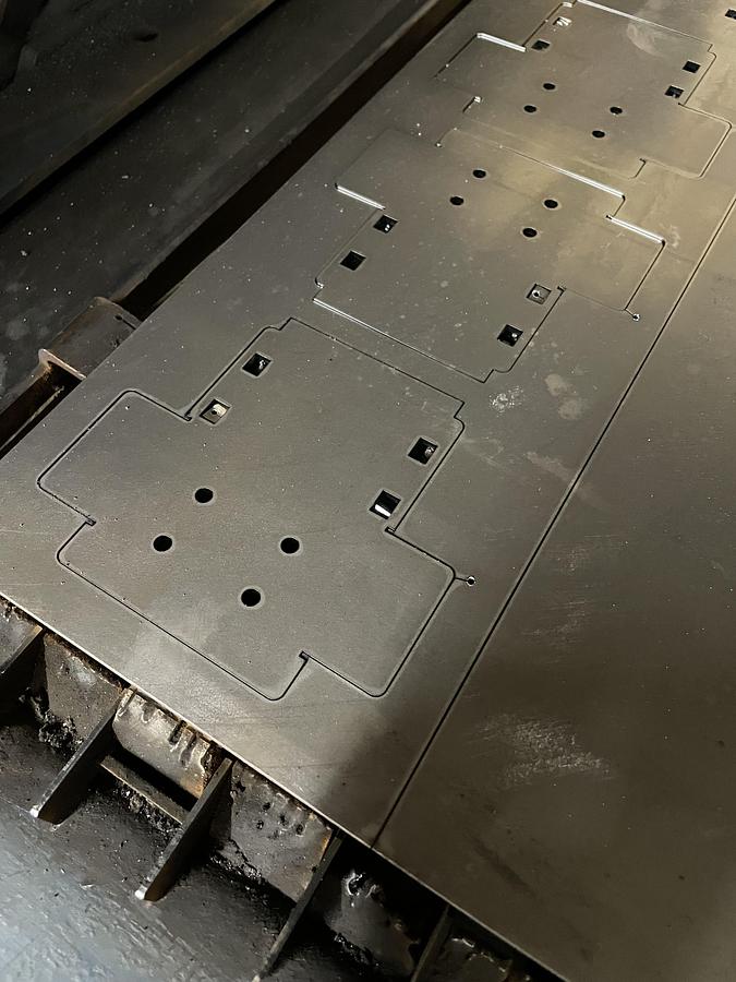 Used 1999 TRUMPF TRUMATIC L2530 CNC Laser Cutting Machine