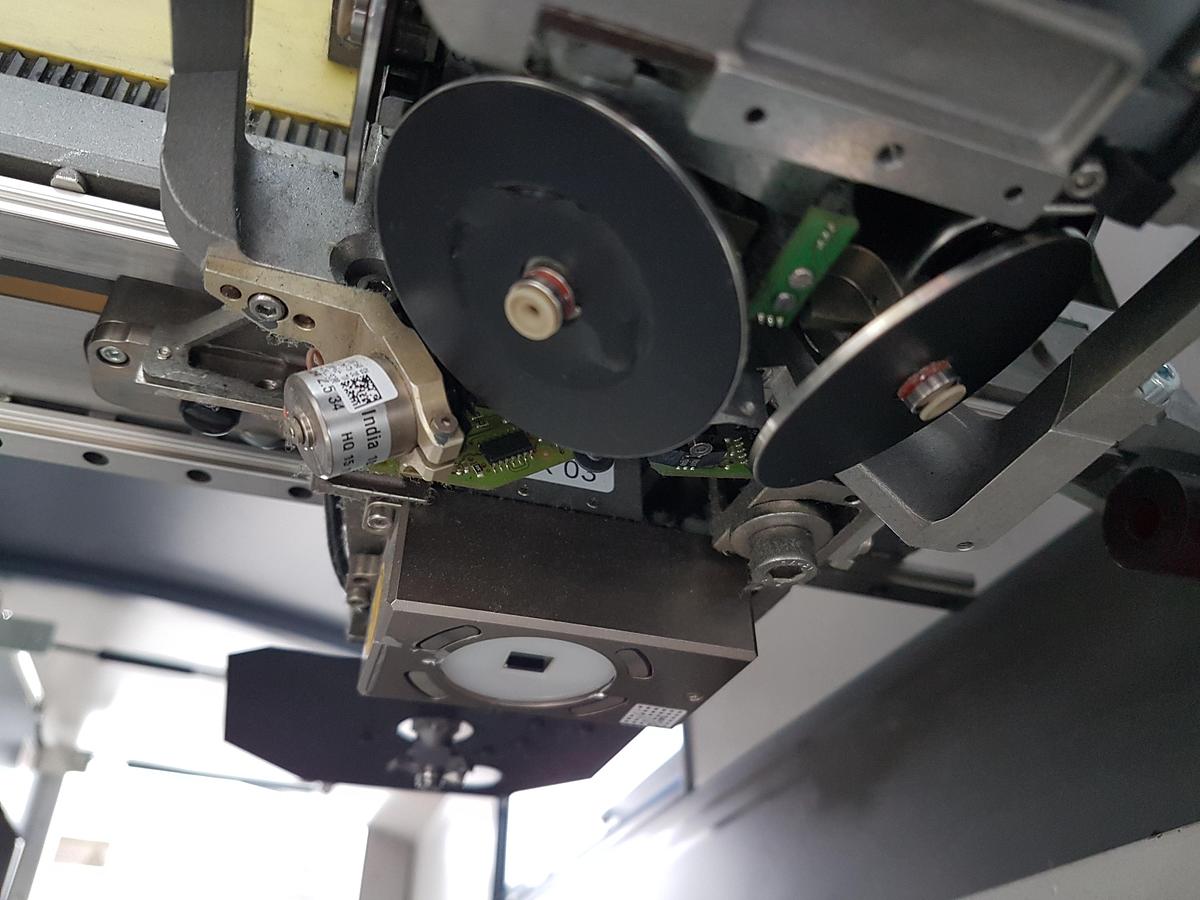 Used Siemens Siplace SMT Machines  Package