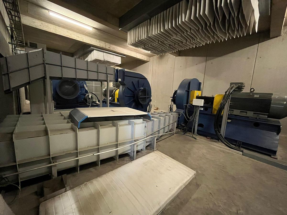 Used 2010 Uniglass  UGTPLUS 1548-1-R