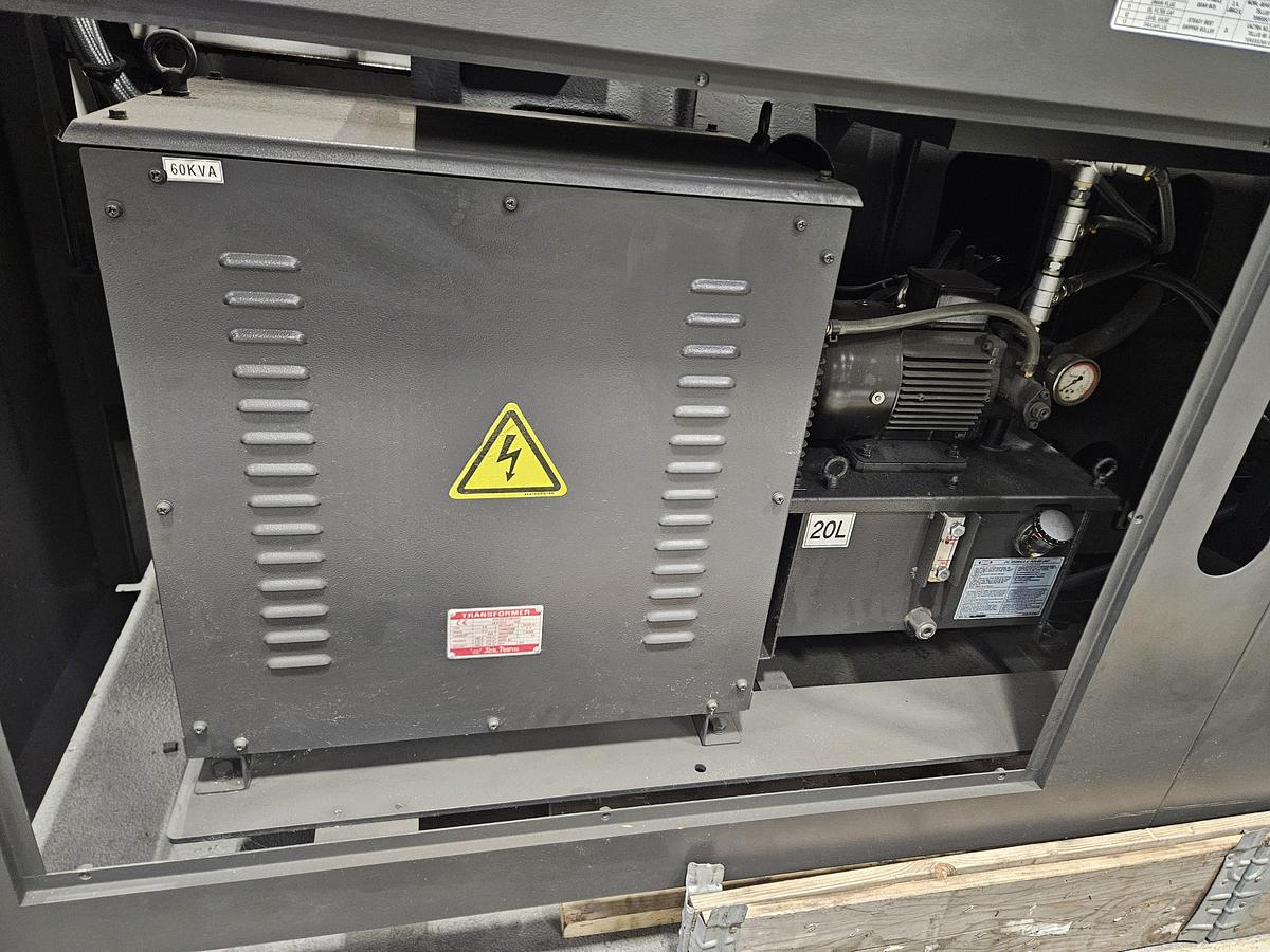 Used 2016 HYUNDAI WIA L400LMC