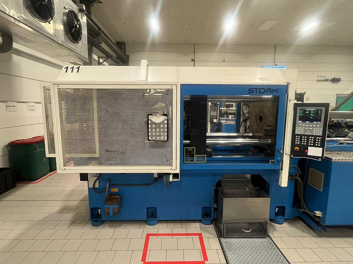 Used 2005 Stork S-2000-850 Injection Molding Machine