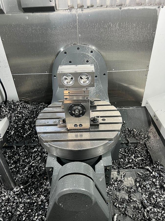 Used 2022 Haas UMC 750ss
