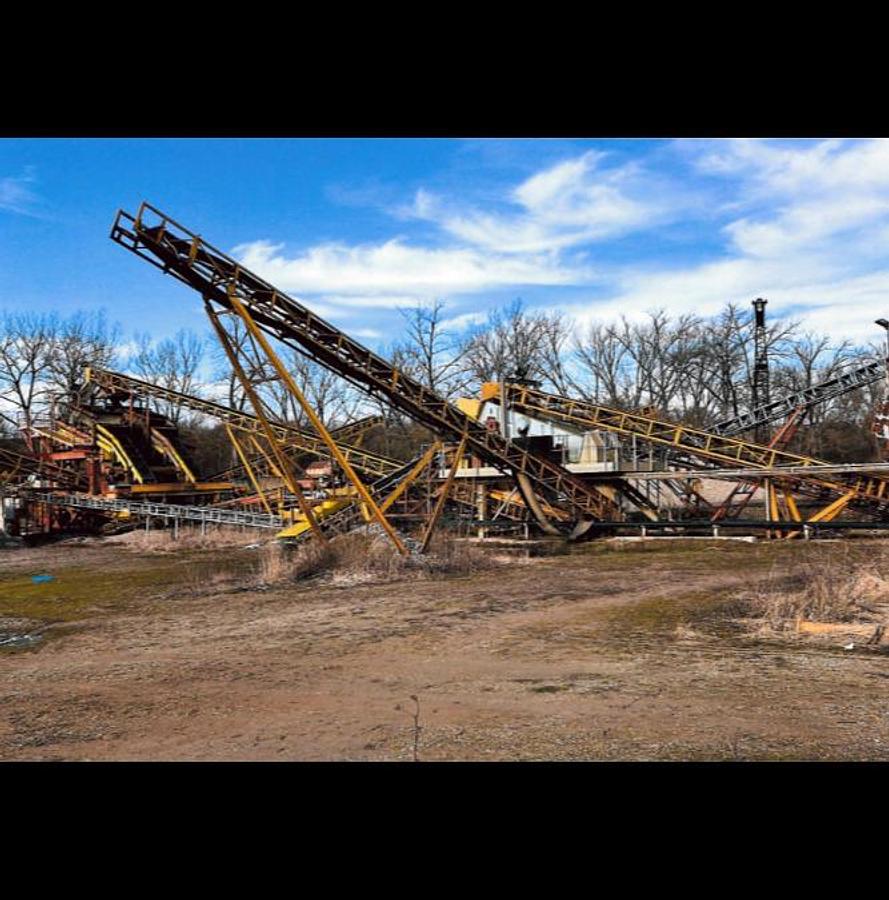 Used Used Semi-Mobile Sand and Gravel Processing Plant 