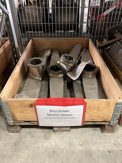 Used 2005 Buss raw material conveyor