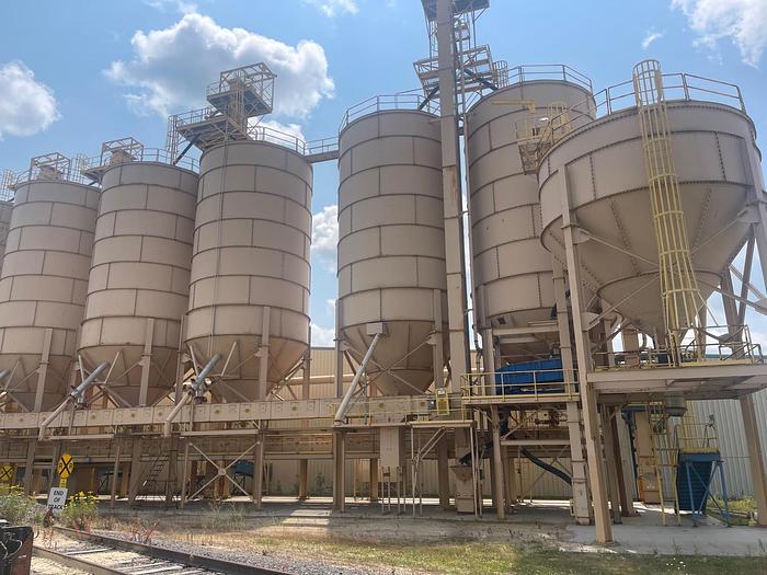 Used 2011 Sandmold Systems, Inc. Rail Loader 6000