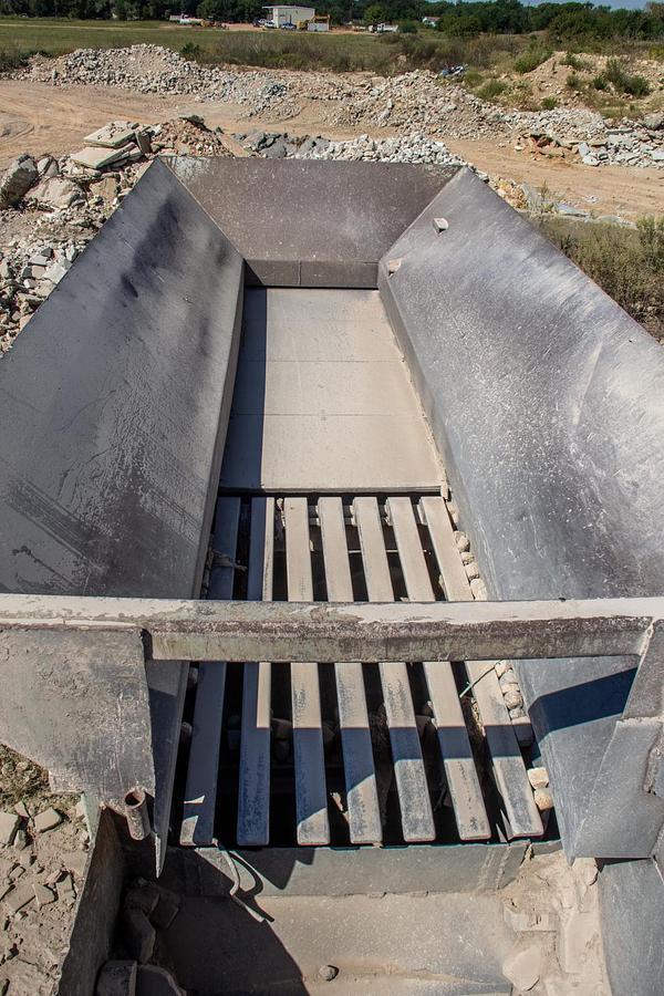 Used 2016 Rockmaster 3042