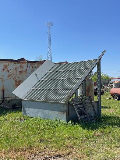 Used Grizzly 10X10-4