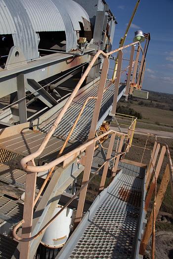 Used 2002 KMI Engineering  48 X 300