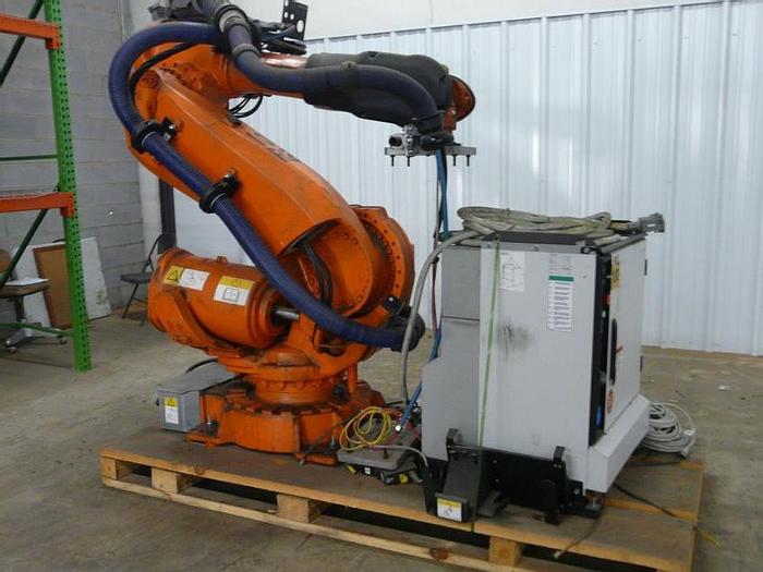 Used ABB IRB 6640-235/2.55 CNC 6 AXIS ROBOT WITH IRC 5 CONTROLLER