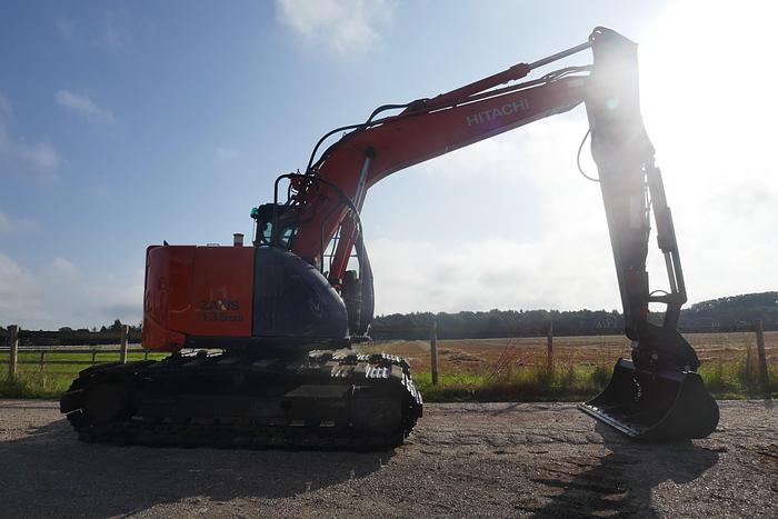 Used 2012 HITACHI ZX135US-3