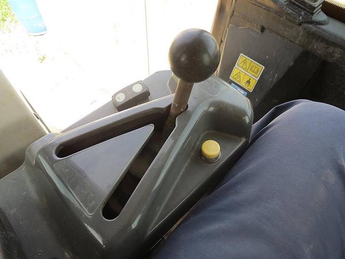 Used 2011 CATERPILLAR 963D