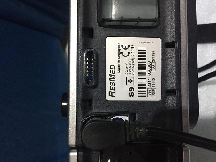 Gebraucht ResMed S9 Autoset Schlaftherapiegerät Schlafapnoe Beatmungsgerät mit H5i Warmluftbefeuchter