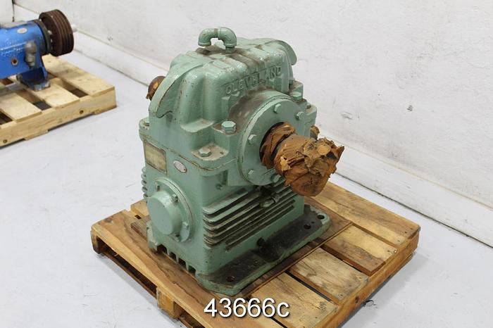 Refurbished Cleveland 80AF 26 Series Right Angle Gear Drive #43666