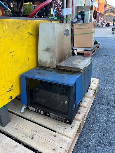 Used Caser, Erector, 6-Pack Bottles, Pearson #C744896