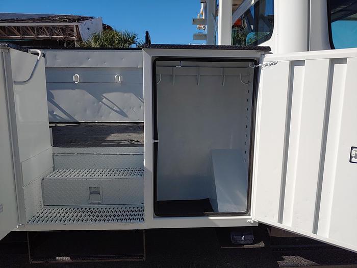 Used Terex Commander C4047 Digger Derrick on 2016 Freightliner M2 106 Reg Cab Utility Truck – G2173