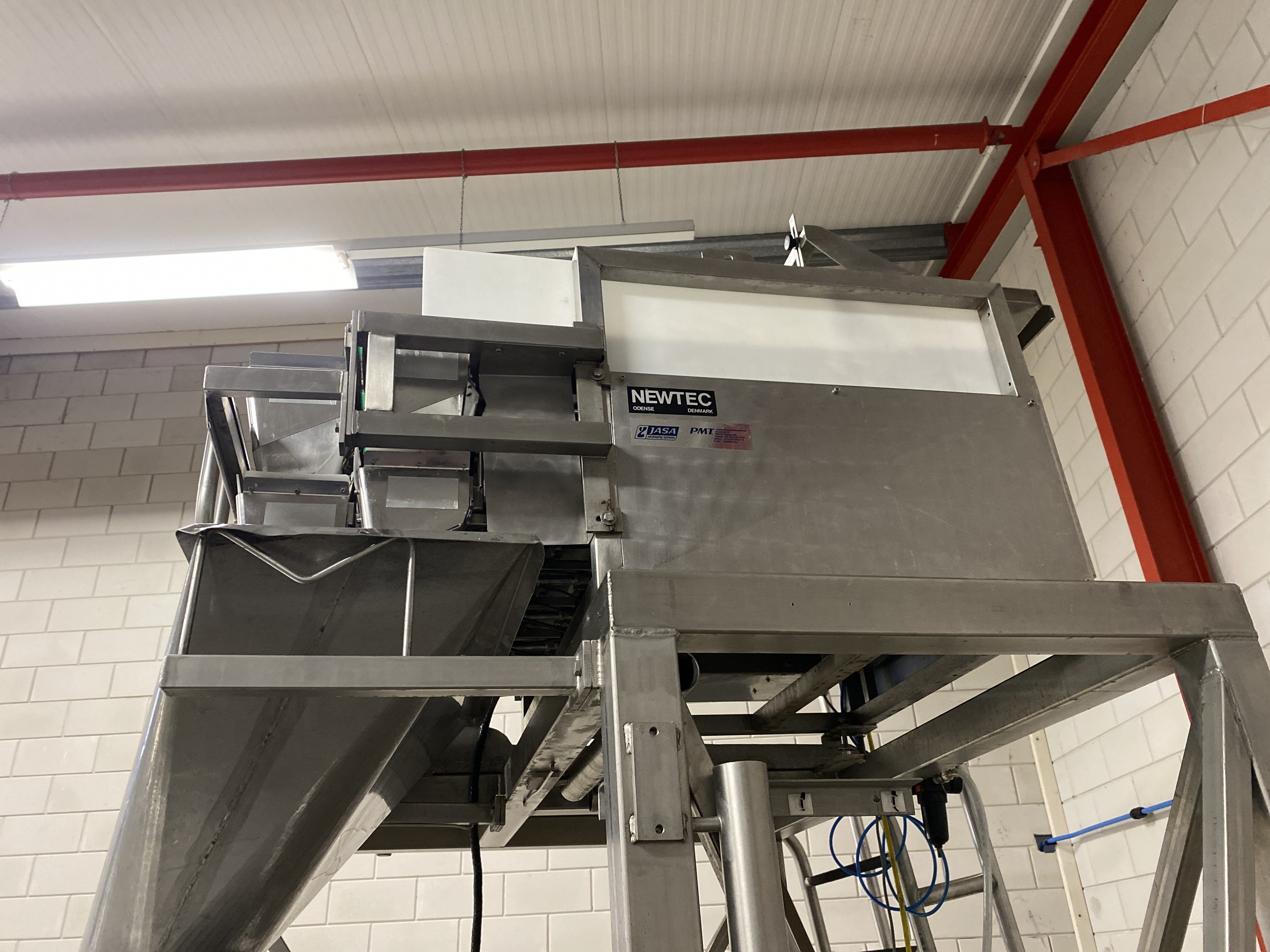 Used Jasa Newtec weighing and packing line