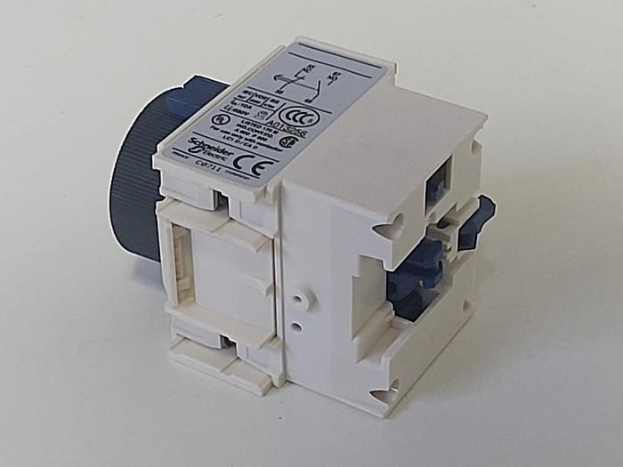 2 Stück Hilfsschalterblock zeitverzögert, LADT2, 0,1-30s, Schneider neuwertig