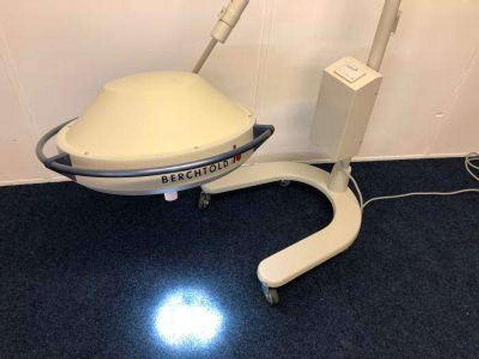 Used Light Mobile Surgical Berchtold D530