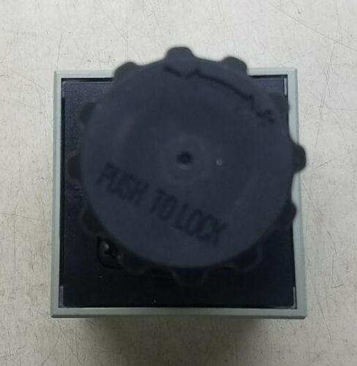 Used Numatics R32P-04G Regulator