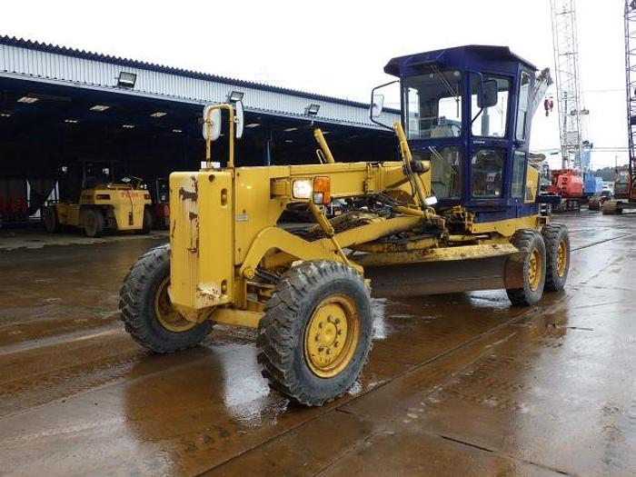 Used 1993 KOMATSU GD405A-2