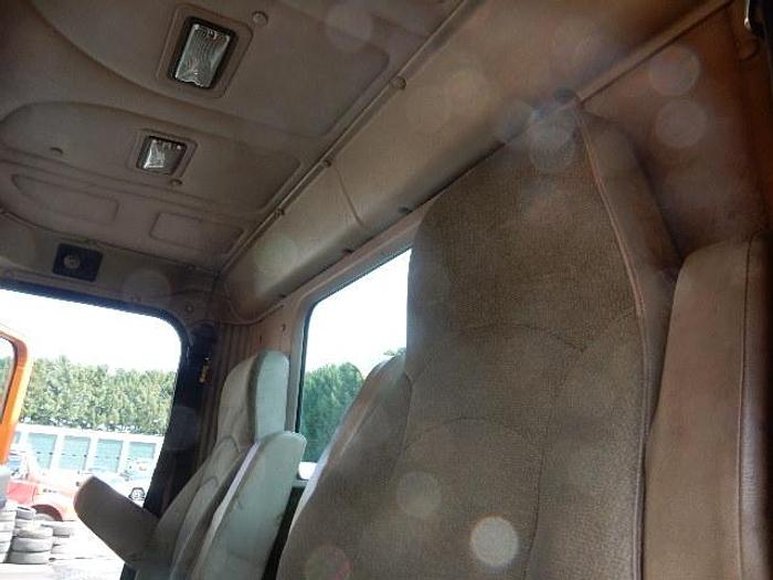 Used 2006 International 5600i