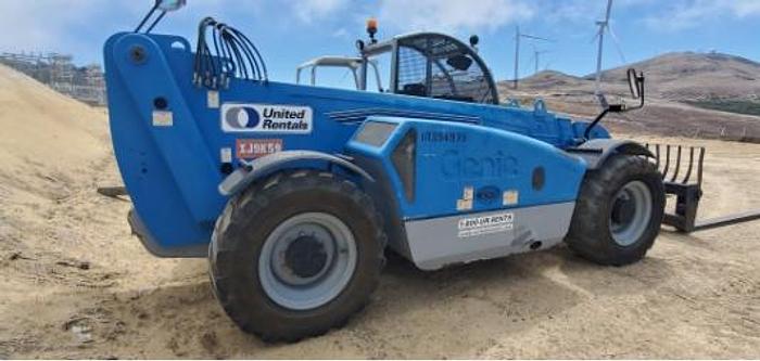 Used 2015 Genie 15,000 LBS reach lift