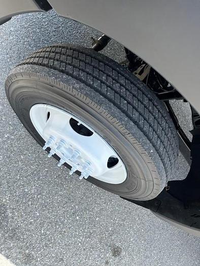 Used Altec AT40G Bucket Boom on 2015 Ford F550 Reg Cab Utility Truck - C46671