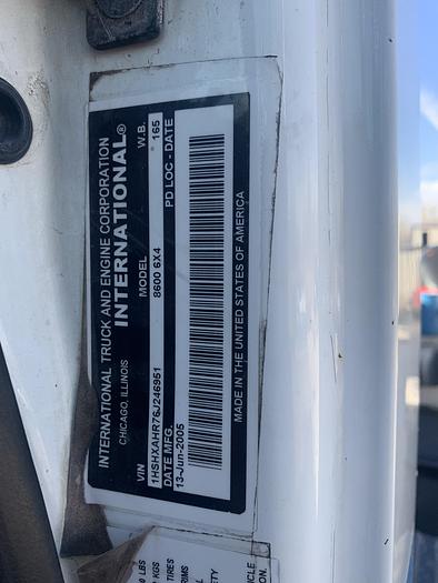 Used 2006 International  Day cab