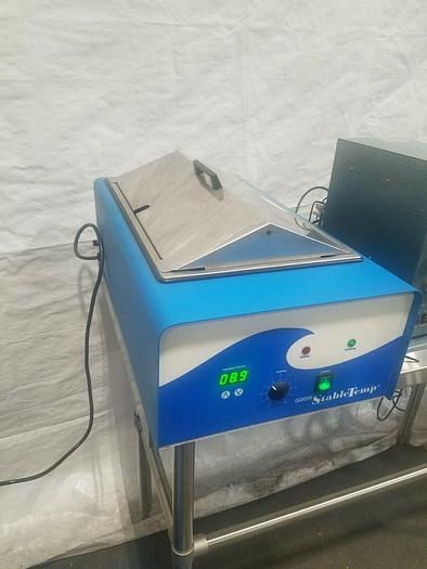Used Oakton Stable Temp Water Bath Model 12501 20 Laboratory Control Bath