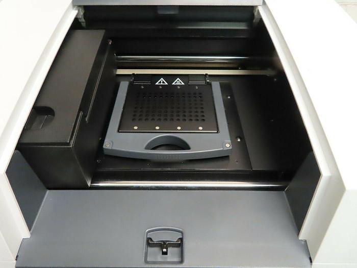 Used AGILENT AriaMx Real-time PCR System Fully Integrated qPCR W/ 3 Optical Cartridge