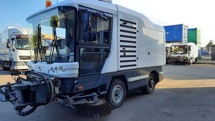 Gebruikt 2010 Ravo 530 ST