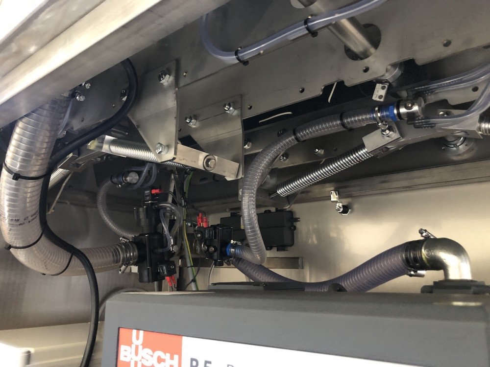 Used Boss Titan-X 480 vacuum machine