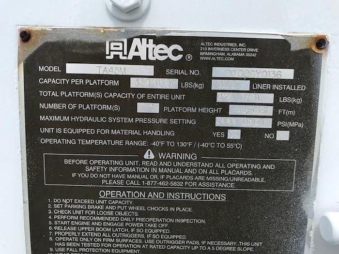 Used Altec TA45M 50ft Bucket Boom on 2009 International 4300 Utility Truck - C91761