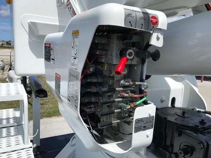 Used 2009 Ford F750 Altec AM55 60ft Over Center Bucket Truck - C94193