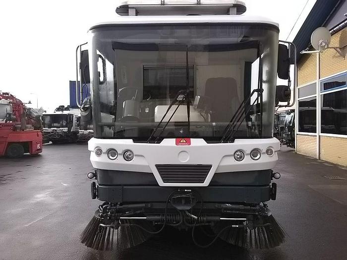 Gebruikt 2008 RAVO 530 ST