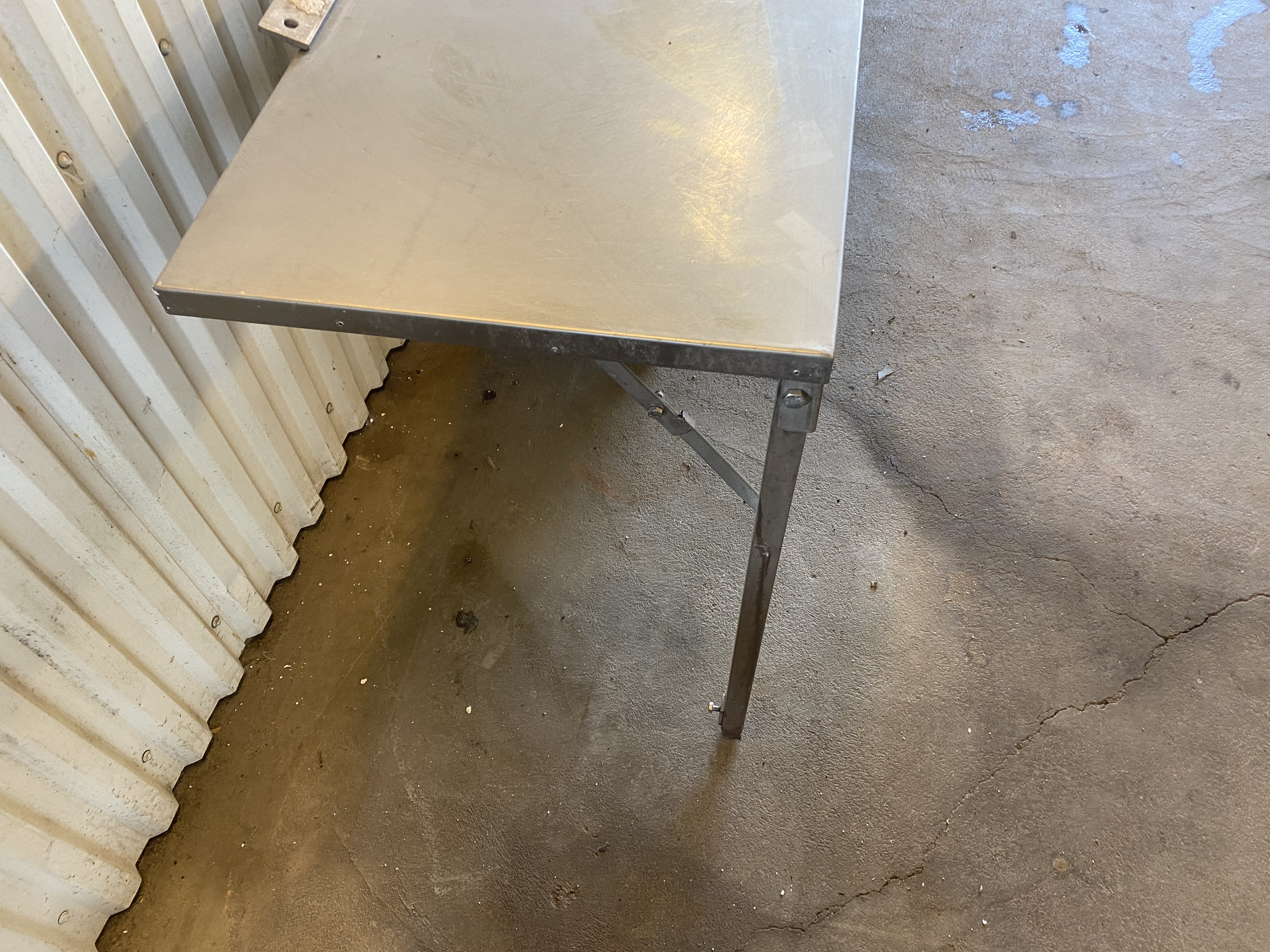 Begagnad Väggbänk 190x55cm, höjd 80cm