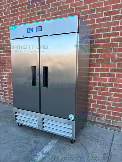 Used Norlake NSWDF492SSS/0A White Dimond Series Auto Defrost Freezer -25C, 49 CU. FT.