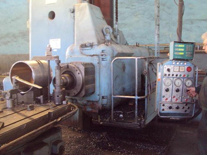 Used Borer Horizontal Ram Type WD200A